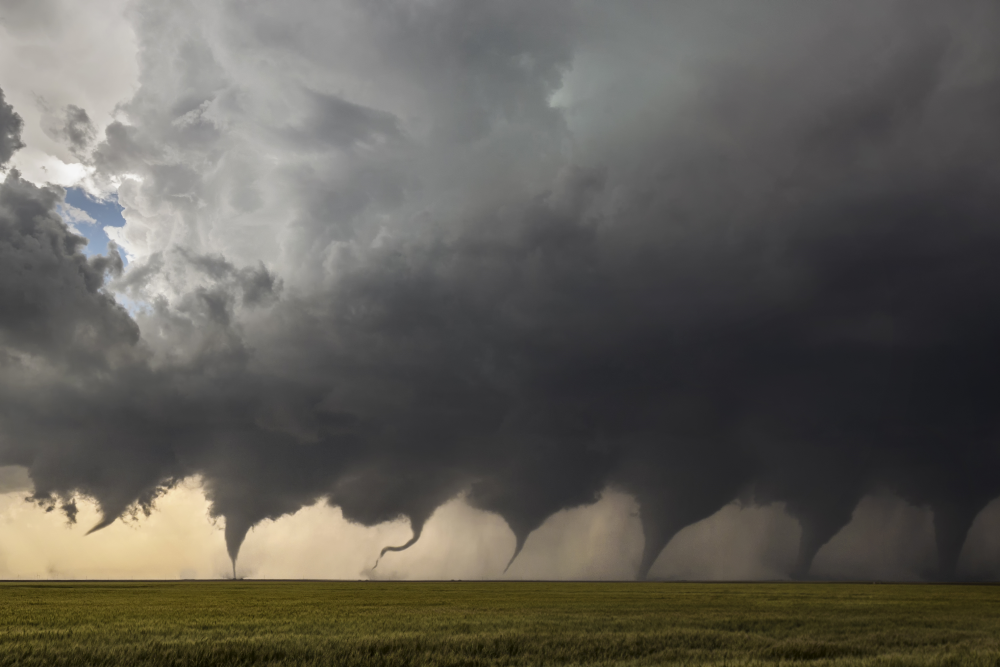 omposite of 8 images shows a tornado forming north of Minneola, Kansas on May 24, 2016 omposite of 8 images shows a tornado forming north of Minneola, Kansas on May 24, 2016